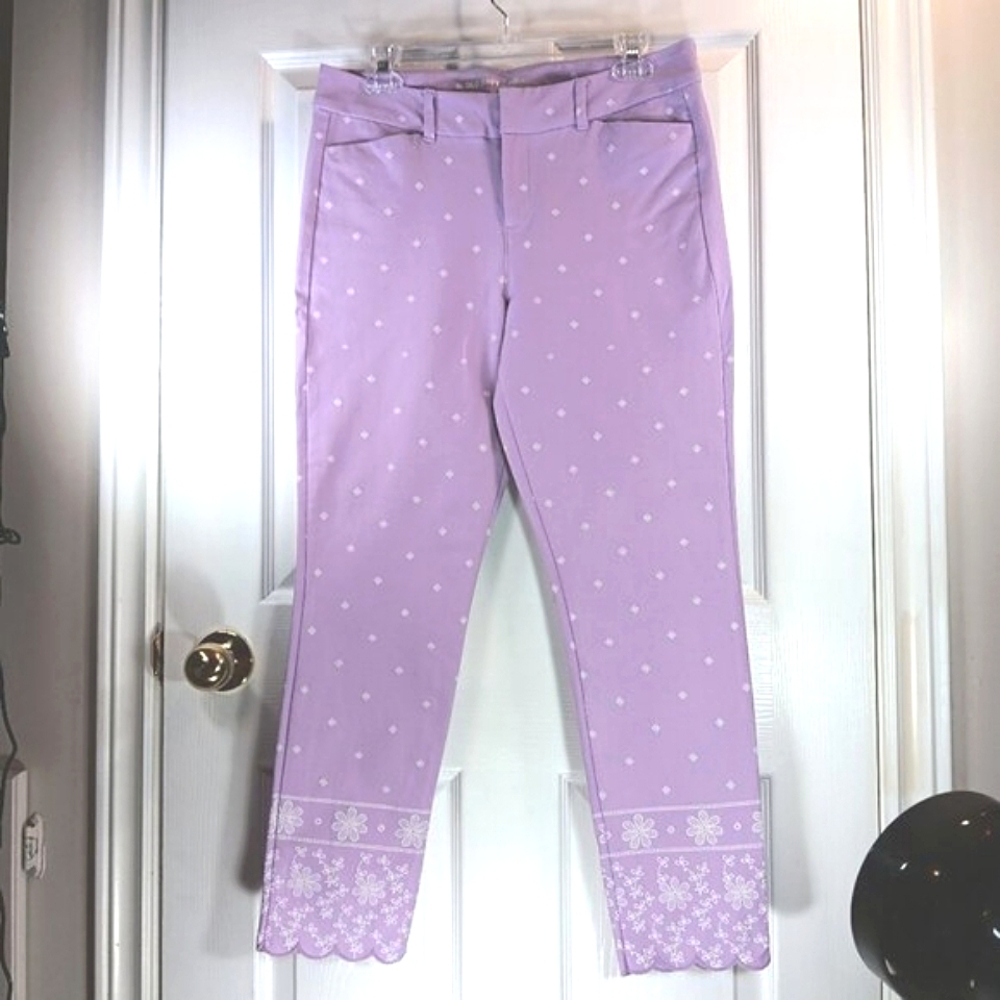 NWOT Old Navy Lilac White Mid-Rise Crop Ankle Pants Scallop Hem Size 10